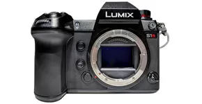 Panasonic Lumix S1R